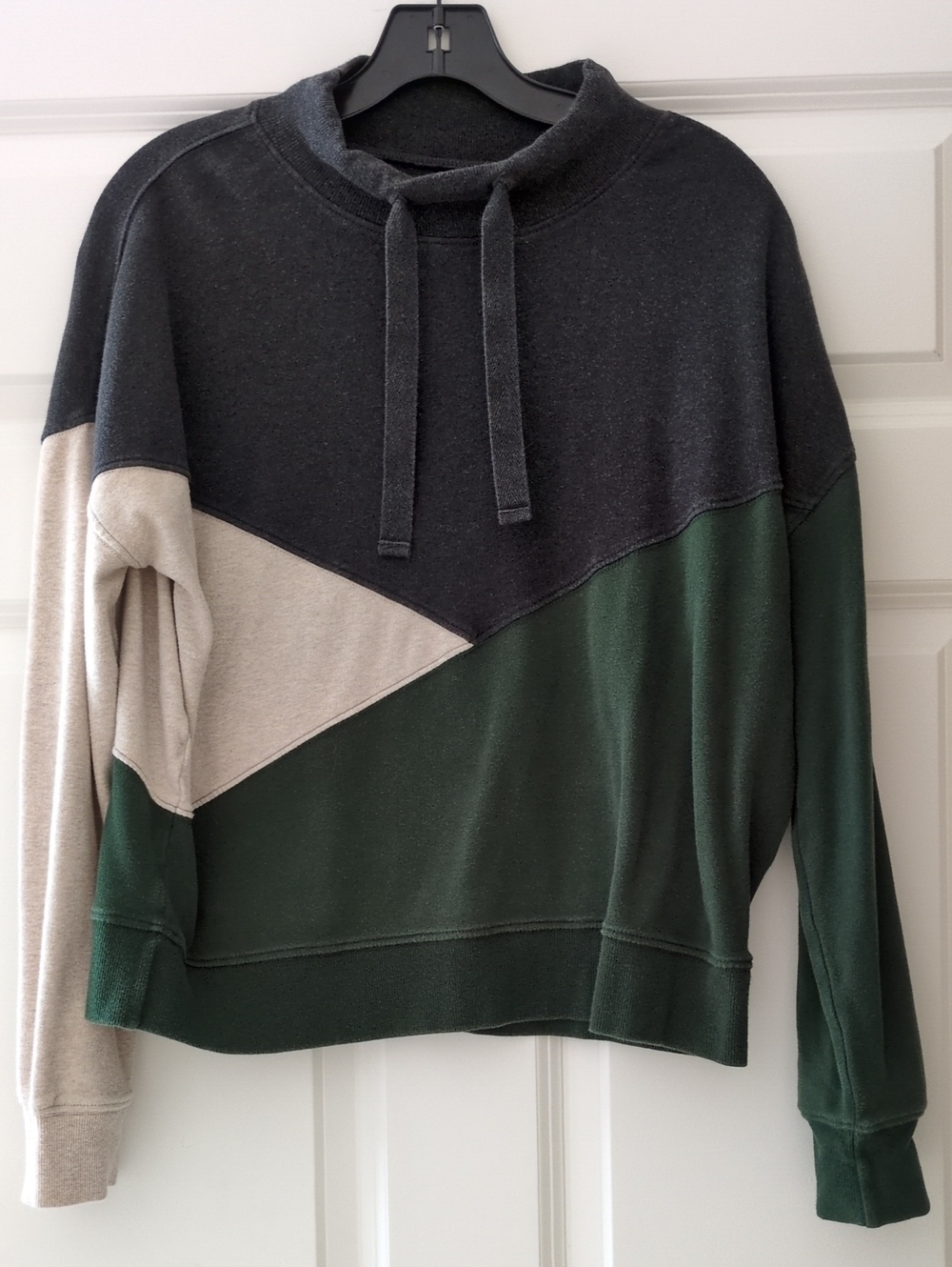 pact Organic Airplane Sweatshirt 100% Organic Cotton Soft Cozy Medium